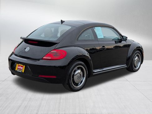 Used 2015 Volkswagen Beetle 1.8T Classic FWD image 7