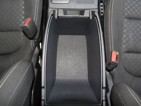 Used 2025 Ford Escape Active AWD/4WD image 19