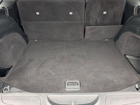 Used 2016 Jeep Grand Cherokee Laredo 75th Anniversary image 17