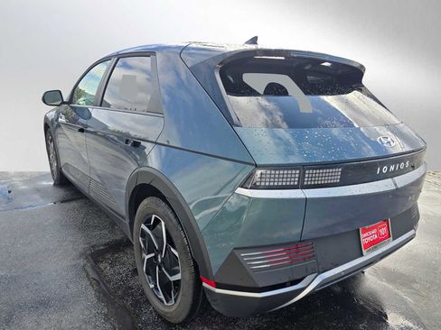 Used 2024 Hyundai Ioniq 5 SEL image 5