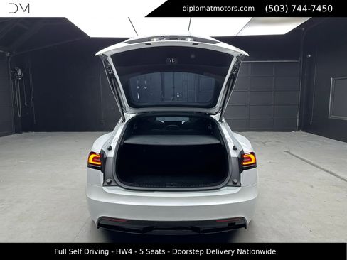 Used 2024 Tesla Model S image 40
