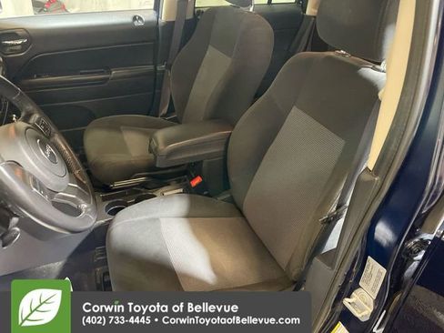 Used 2017 Jeep Patriot Latitude image 12