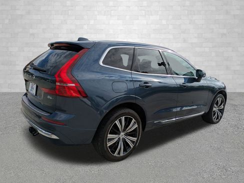Used 2022 Volvo XC60 B6 Inscription w/ Protection Package Premier image 2