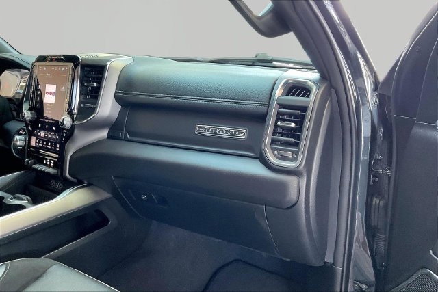 Used 2026 RAM 1500 Laramie AWD/4WD image 18