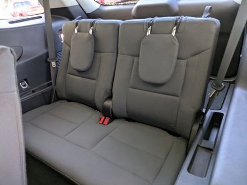 Certified 2025 Ford Explorer Active image 19