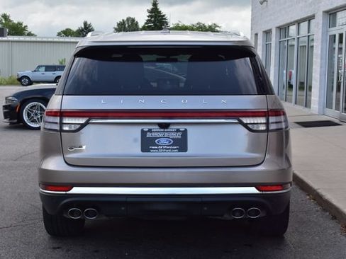 Used 2020 Lincoln Aviator Reserve w/ Equipment Group 202A AWD/4WD image 11