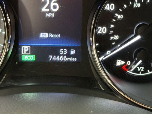 Used 2019 Nissan Rogue SV image 20