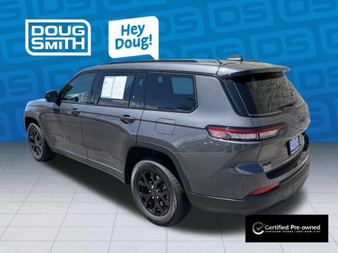 Used 2025 Jeep Grand Cherokee L Altitude AWD/4WD image 5