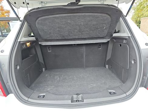 Used 2022 Chevrolet Trax LT w/ Redline Edition image 12