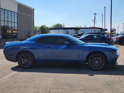 Used 2022 Dodge Challenger GT w/ Plus Package AWD/4WD image 11
