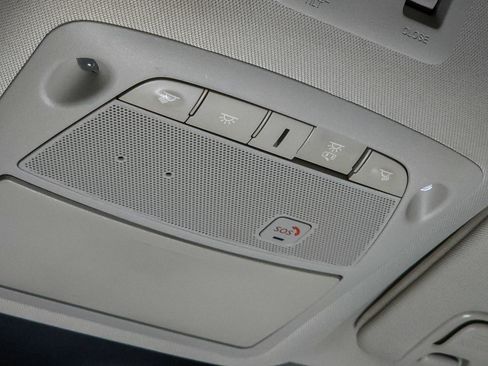 Used 2022 Nissan Murano Platinum w/ Cargo Package image 37