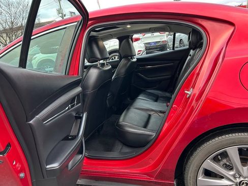 Used 2022 MAZDA MAZDA3 s image 11