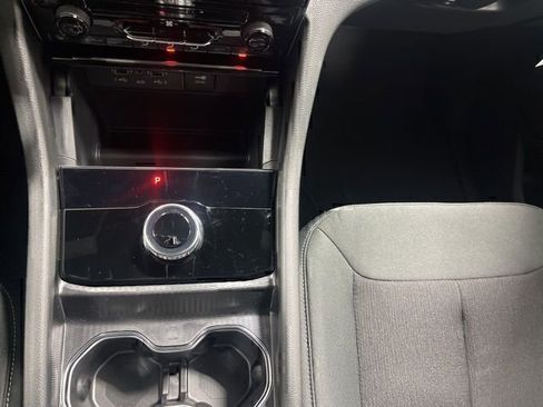 New 2025 Jeep Grand Cherokee Laredo image 15