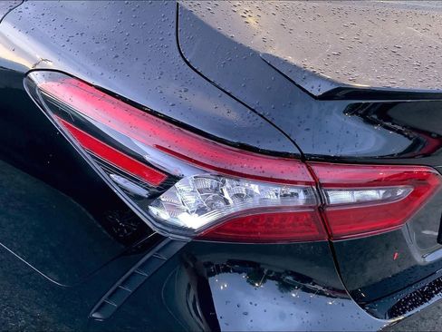 Used 2022 Toyota Camry XSE w/ Navigation Package FWD image 27