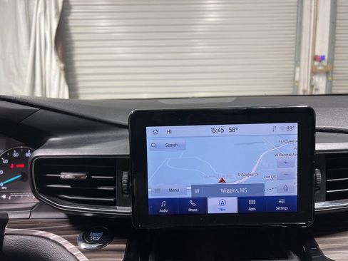 Used 2023 Ford Explorer Limited image 40