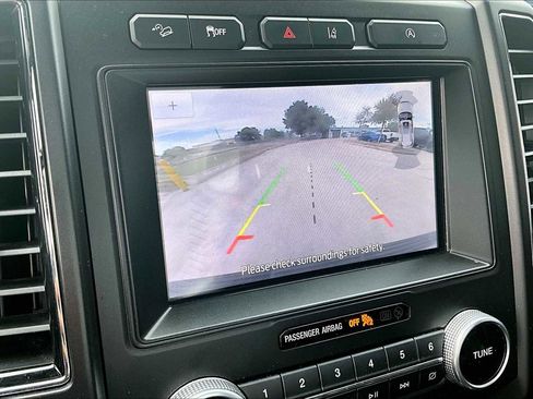 Used 2021 Ford Expedition Max Limited image 29