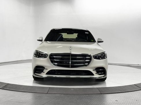 Used 2023 Mercedes-Benz S 500 4MATIC w/ AMG Line image 2
