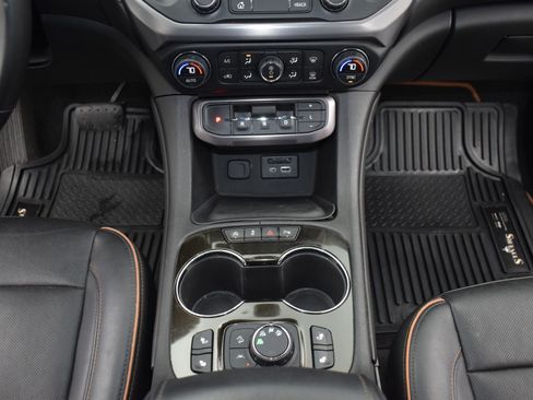 Used 2020 GMC Acadia AT4 w/ Driver Alert Package II image 19