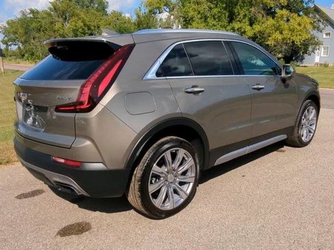 Used 2020 Cadillac XT4 Premium Luxury w/ Driver Assist Package image 5