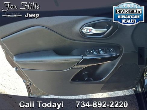 Certified 2023 Jeep Cherokee Altitude Lux image 14