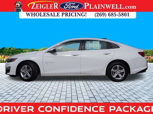 Used 2024 Chevrolet Malibu LS w/ Driver Confidence Package image 2