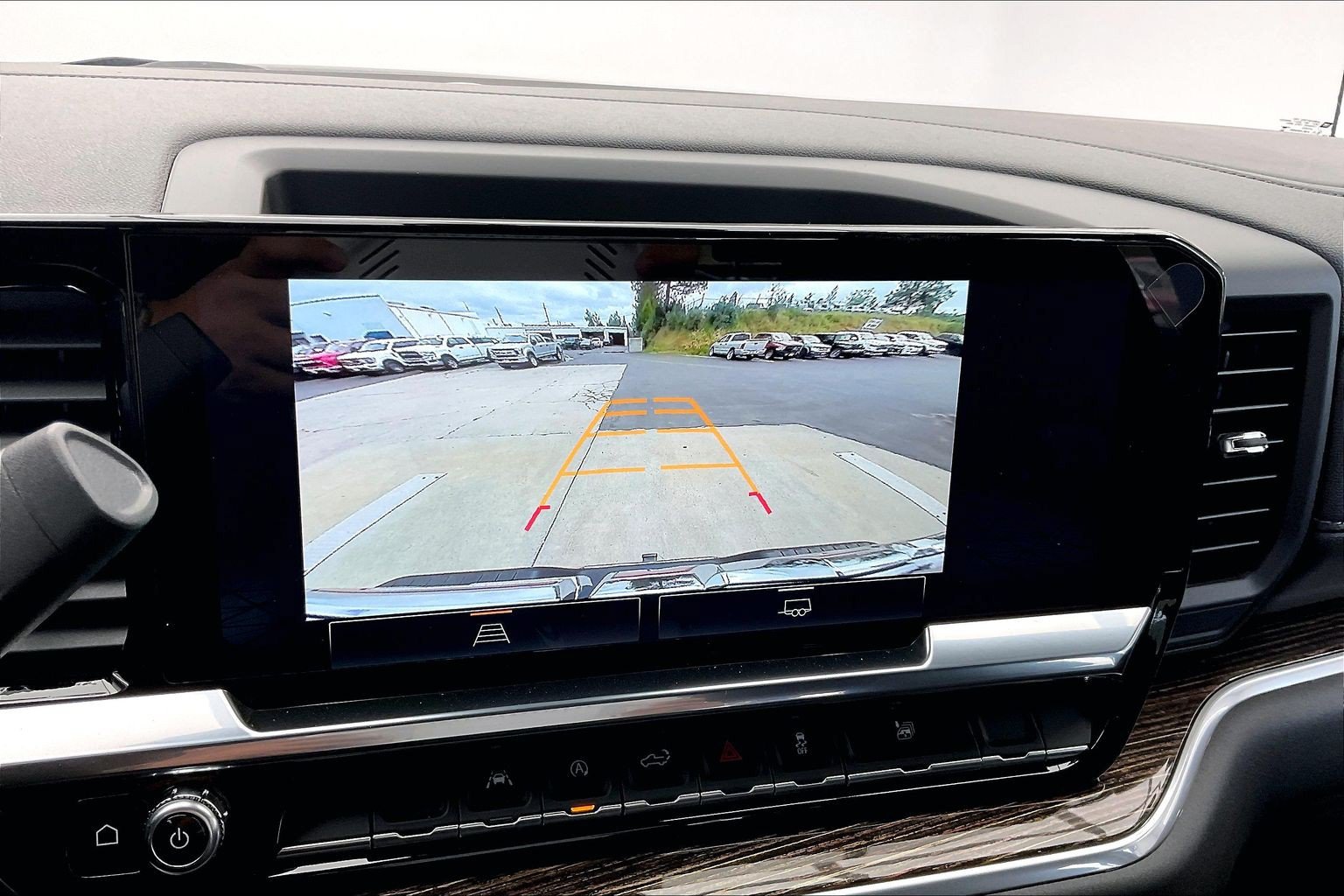 New 2026 GMC Sierra 1500 SLE AWD/4WD image 13