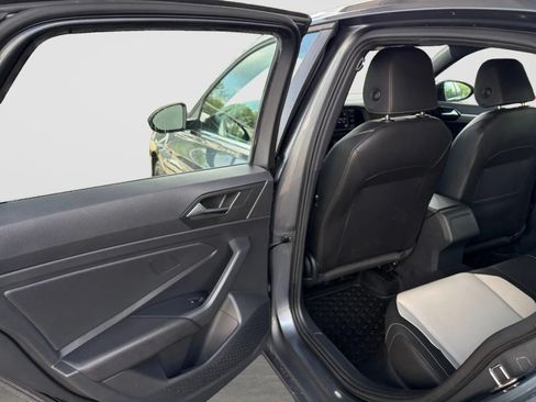 Used 2019 Volkswagen Jetta R-Line FWD image 14