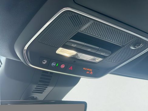 New 2027 GMC Acadia Denali w/ LPO, Floor Liner Package FWD image 17