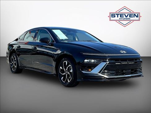 Certified 2024 Hyundai Sonata SEL FWD image 1