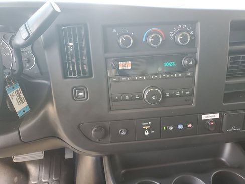 New 2025 Chevrolet Express 3500 w/ Power Convenience Package image 20