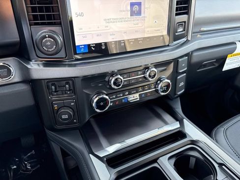 New 2026 Ford F250 Platinum AWD/4WD image 31