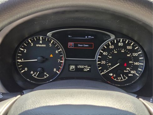 Used 2015 Nissan Altima 2.5 S w/ Sport Value Package FWD image 13