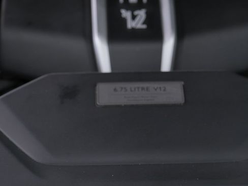 Used 2022 Rolls-Royce Phantom Sedan w/ The Phantom Package RWD image 47