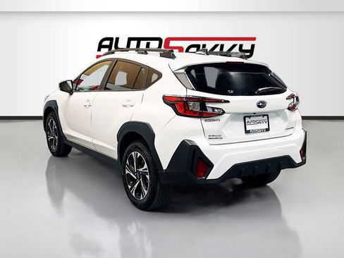 Used 2025 Subaru Crosstrek 2.0i Premium w/ Crosstrek Mirror Package AWD/4WD image 5