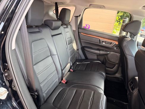Used 2018 Honda CR-V Touring image 15