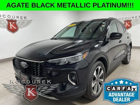 Used 2023 Ford Escape Platinum AWD/4WD image 3