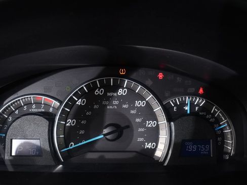 Used 2012 Toyota Camry SE FWD image 26
