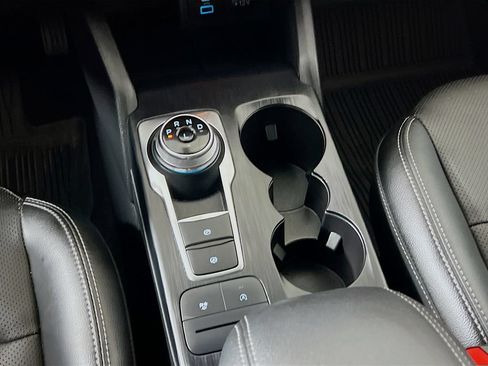 Certified 2022 Ford Escape SEL AWD/4WD image 18
