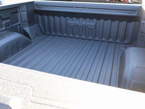 New 2026 GMC Sierra 1500 Elevation image 10