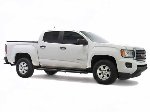 Used 2019 GMC Canyon 2WD Crew Cab w/ Convenience Package image 2