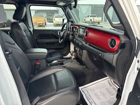 Used 2019 Jeep Wrangler Unlimited Rubicon image 12