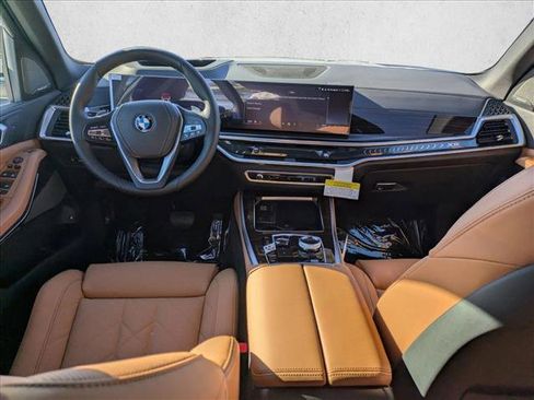 New 2026 BMW X5 xDrive50e w/ Executive Package image 15