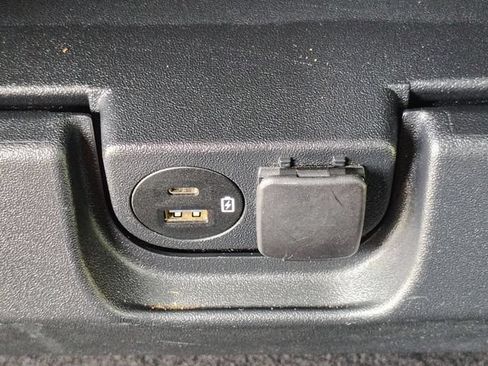 Used 2023 Ford F150 XLT RWD image 28