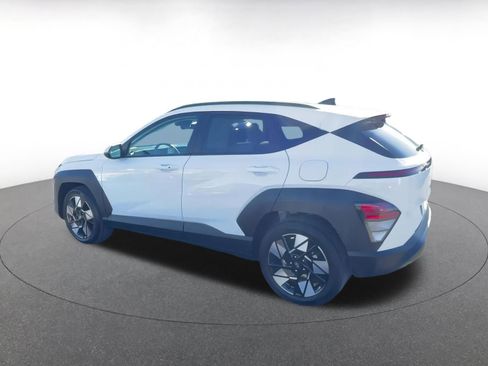 Used 2025 Hyundai Kona SEL image 10