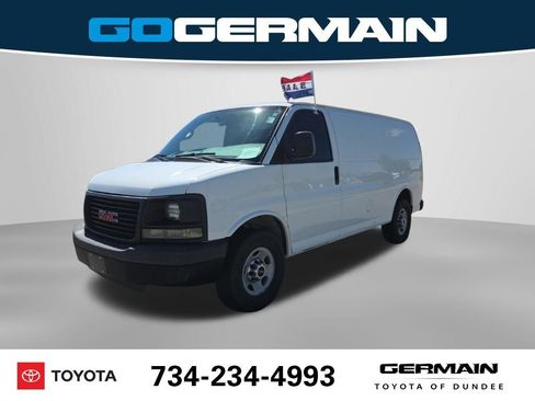 Used 2015 GMC Savana 3500 w/ Cold Climate Package RWD image 1