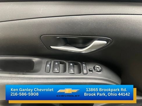 Used 2024 Hyundai Santa Cruz SE AWD/4WD image 8