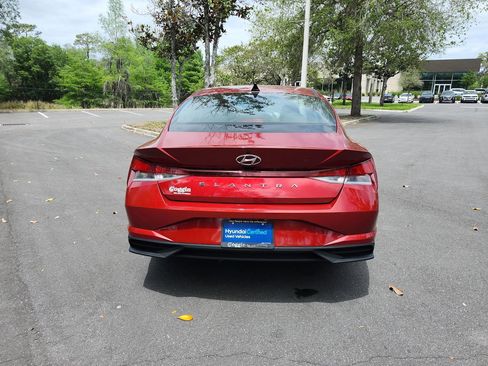 Used 2023 Hyundai Elantra SEL image 4