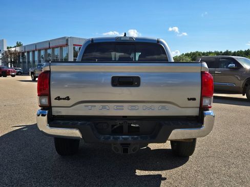 Used 2023 Toyota Tacoma SR5 w/ SX Package AWD/4WD image 4