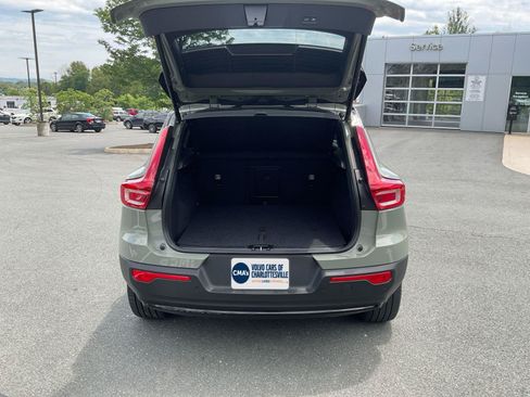 Certified 2023 Volvo XC40 Recharge Ultimate AWD/4WD image 16