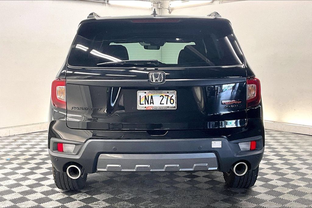 Used 2022 Honda Passport TrailSport image 3
